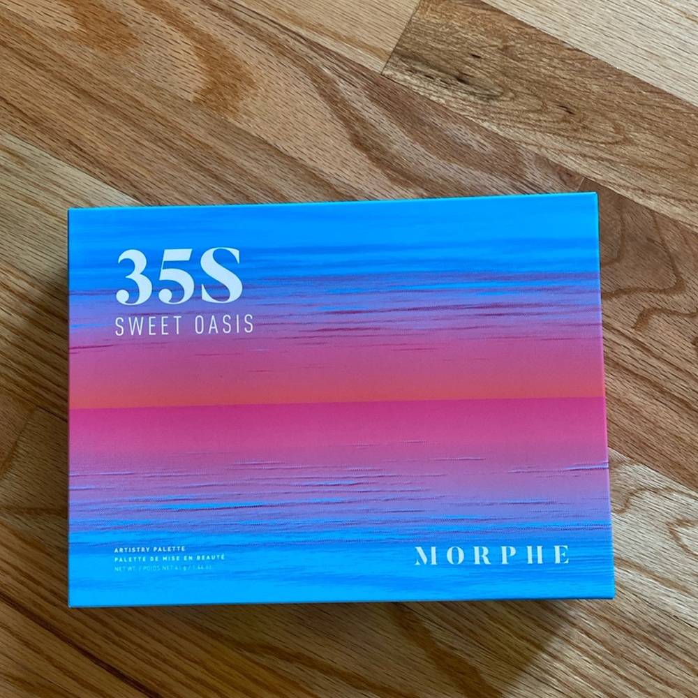 MORPHE 35S sweet Oasis artistry palette